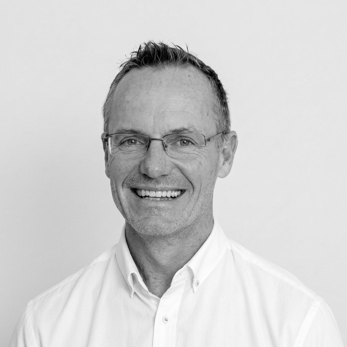 Portrait of Dr Gavin Jones, specialist anaesthetist