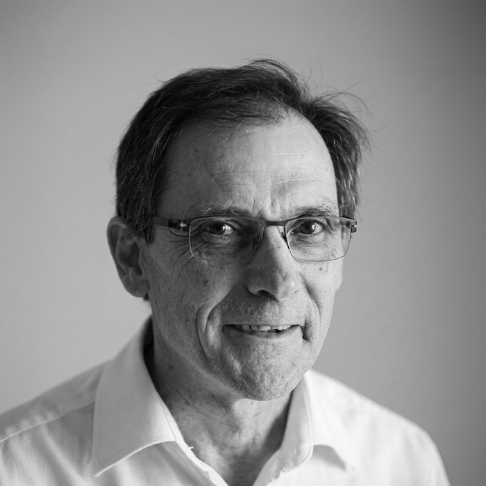 Portrait of Dr Stephen Rous, specialist anaesthetist