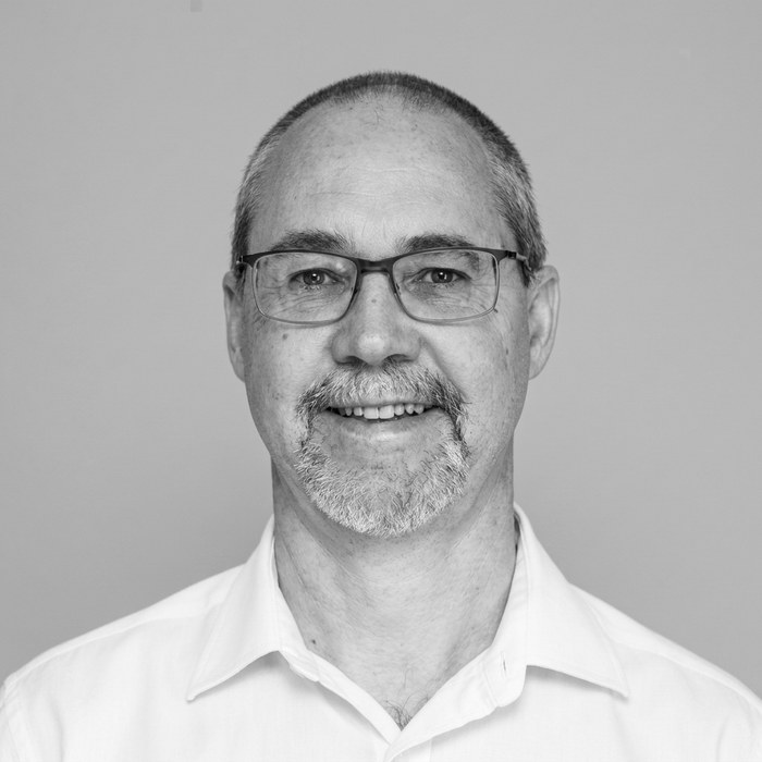 Portrait of Dr Owen Porrill, specialist anaesthetist