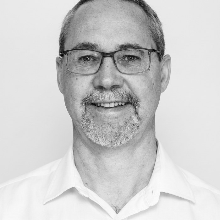 Portrait of Dr Owen Porrill, specialist anaesthetist