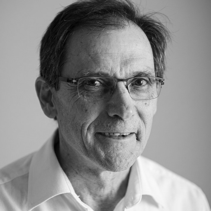 Portrait of Dr Stephen Rous, specialist anaesthetist