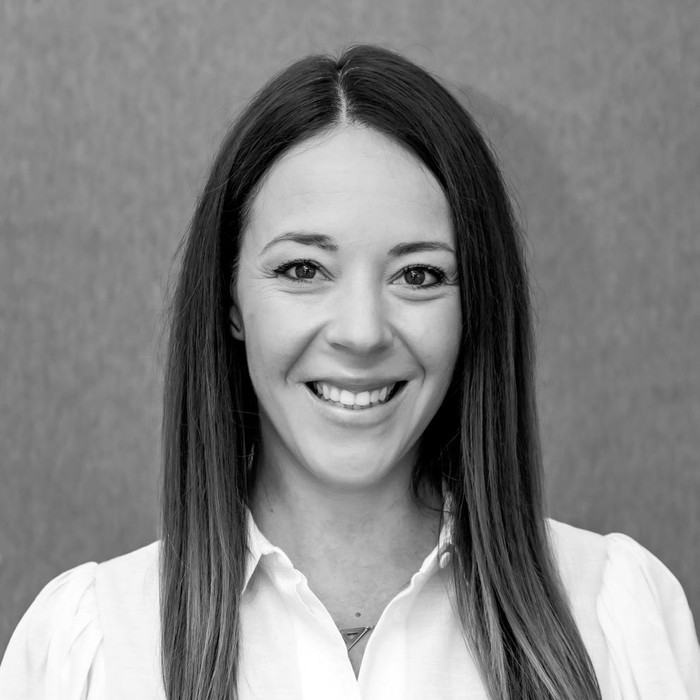 Portrait of Dr Anri Spies, specialist anaesthetist